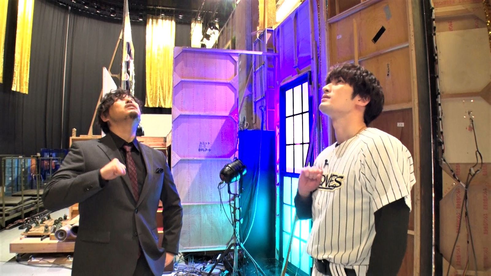 アルコ＆ピース平子とSixTONESジェシーの写真