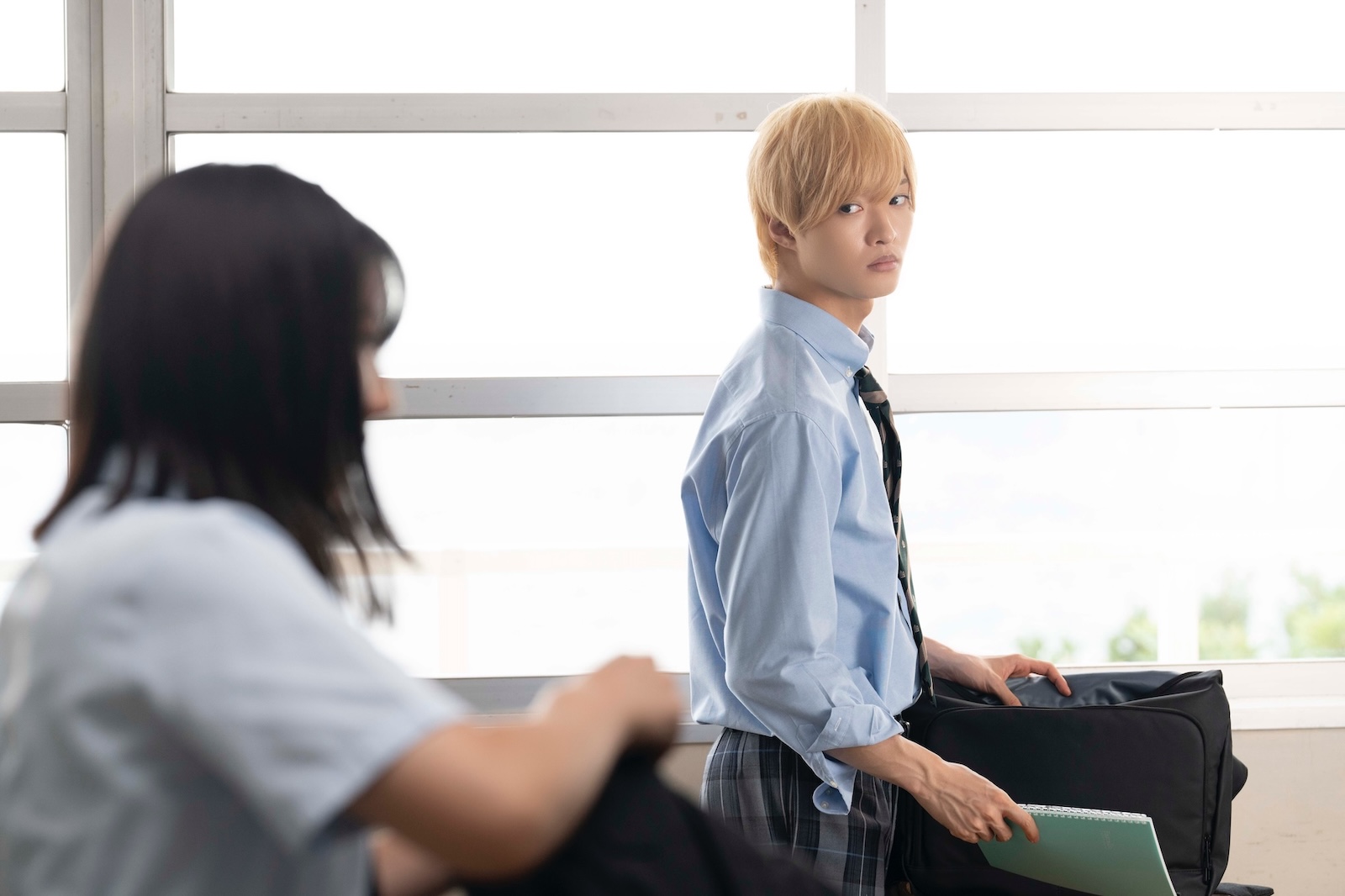 佐藤新(IMP.)と渡邉美穂の写真