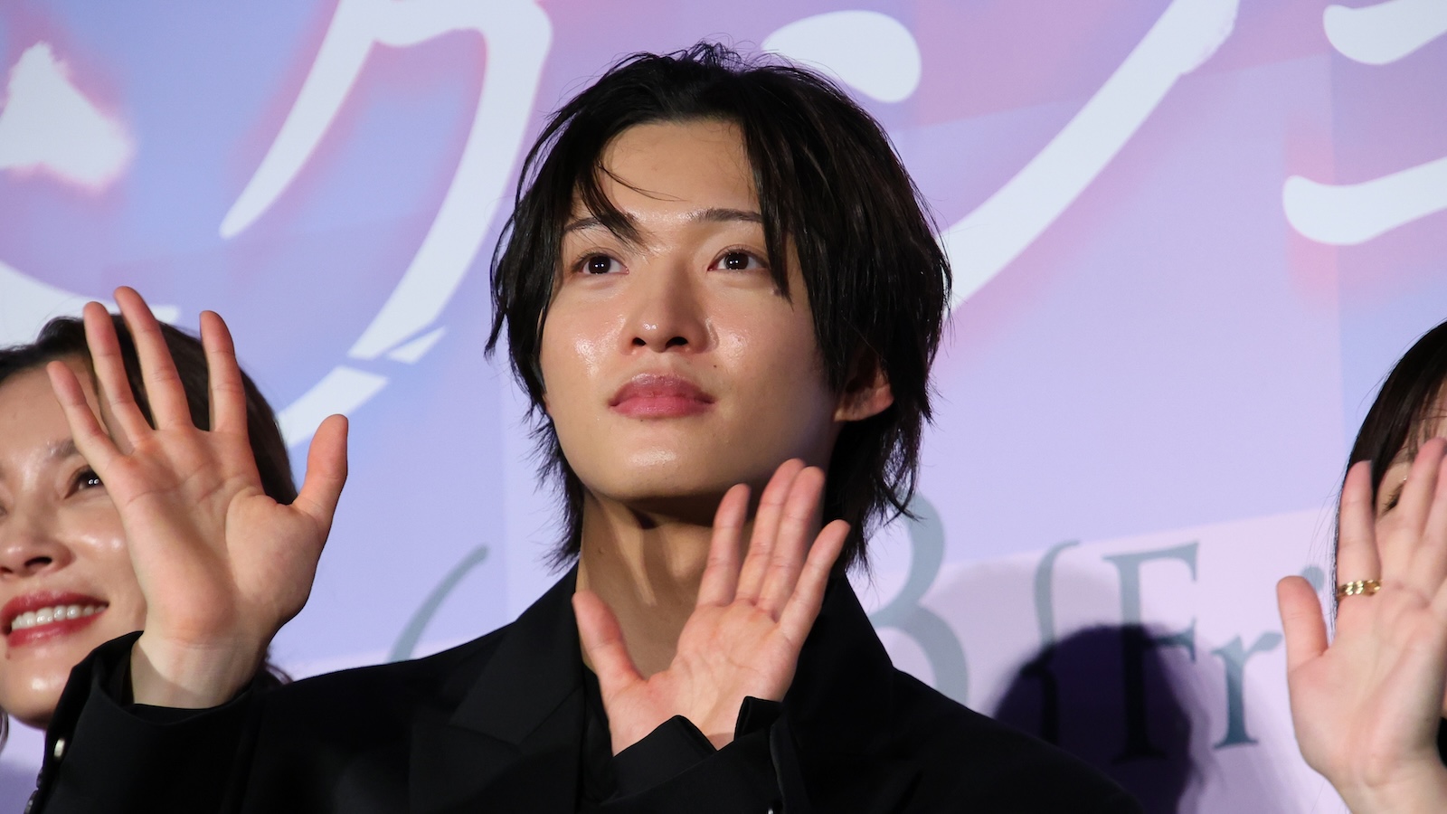 映画『青春ゲシュタルト崩壊』の完成披露試写会に出席した佐藤新（IMP.）