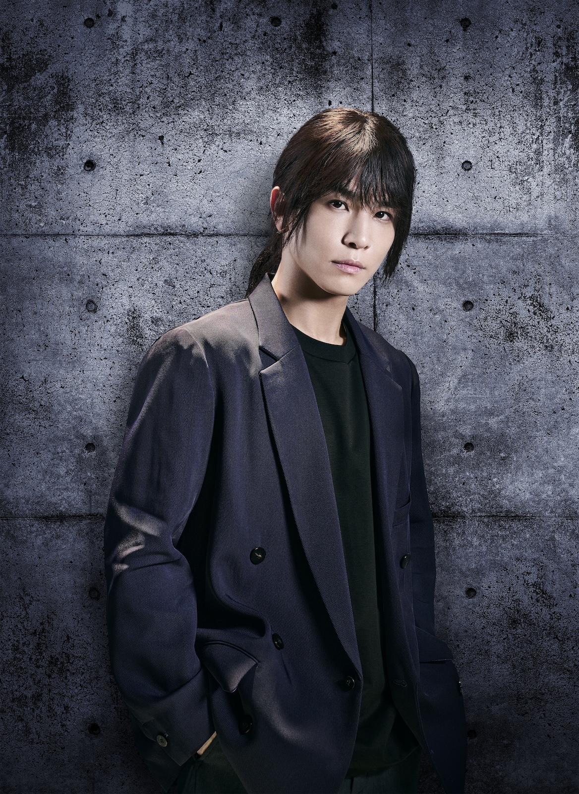 2025年7月期新日曜ドラマ『DOCTOR PRICE』に出演する岩田剛典