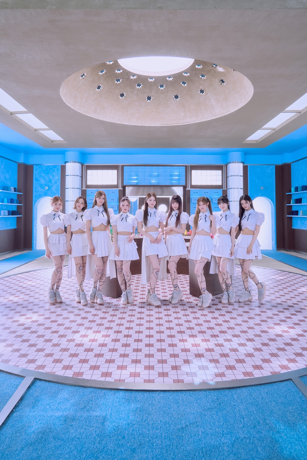  『THE MUSIC DAY』に出演するNiziU